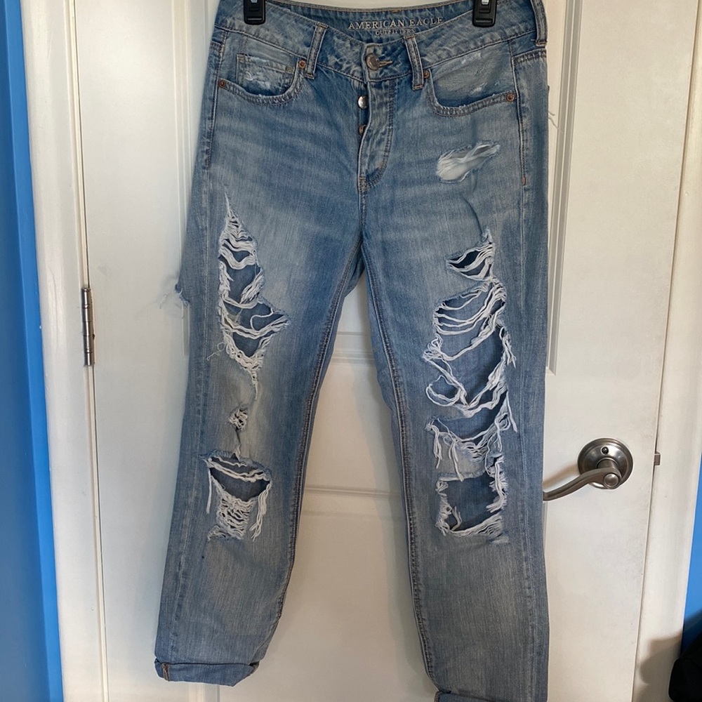 American Eagle Tomgirl Jeans size 4